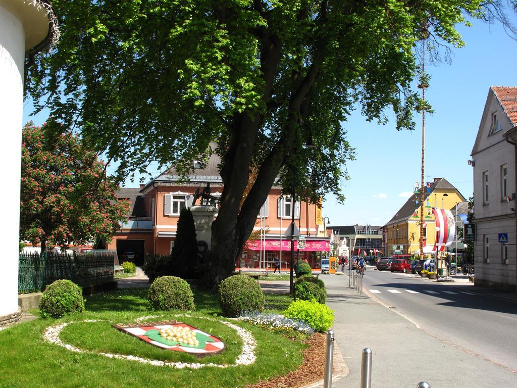 Ferienwohnungen Kres Gamlitz Exterior photo